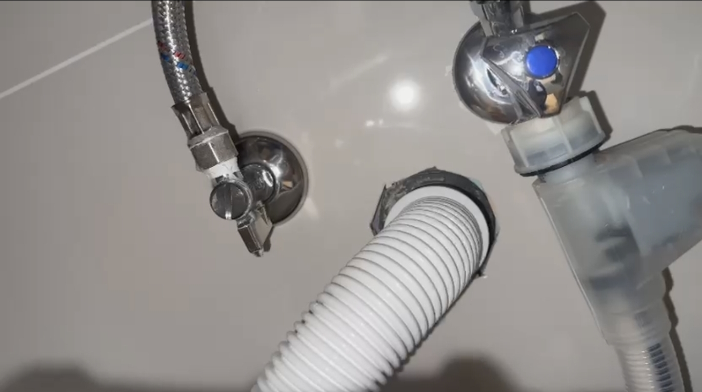 Zamjena sifona ispod sudopera Zagreb – vodoinstalater